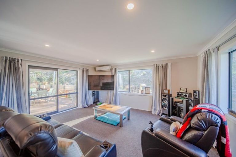 Photo of property in 5 Windsor Road, Waipawa, 4210