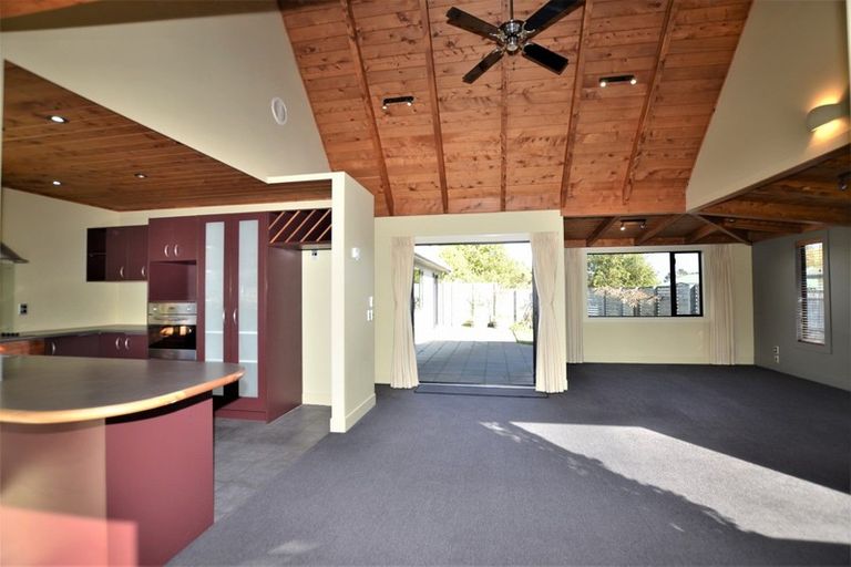 Photo of property in 39 Balmoral Drive, Hilltop, Taupo, 3330