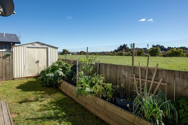 Photo of property in 14 Twain Crescent, Owhata, Rotorua, 3010