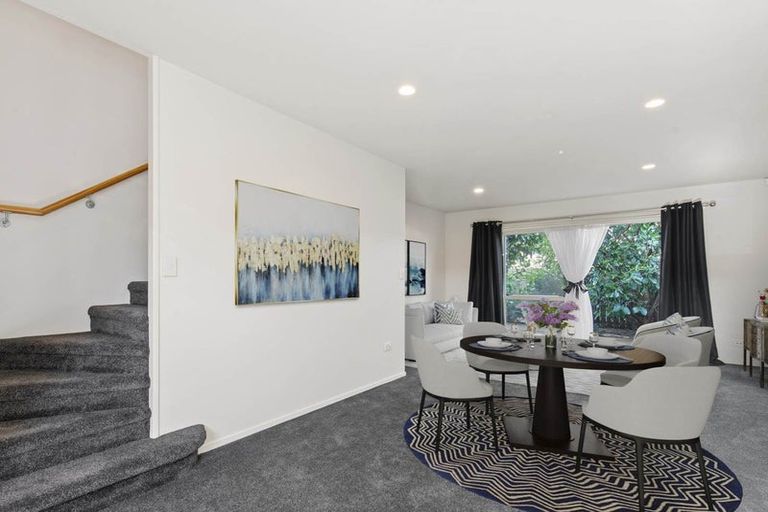 Photo of property in 7/18 Alicante Avenue, Hillpark, Auckland, 2102