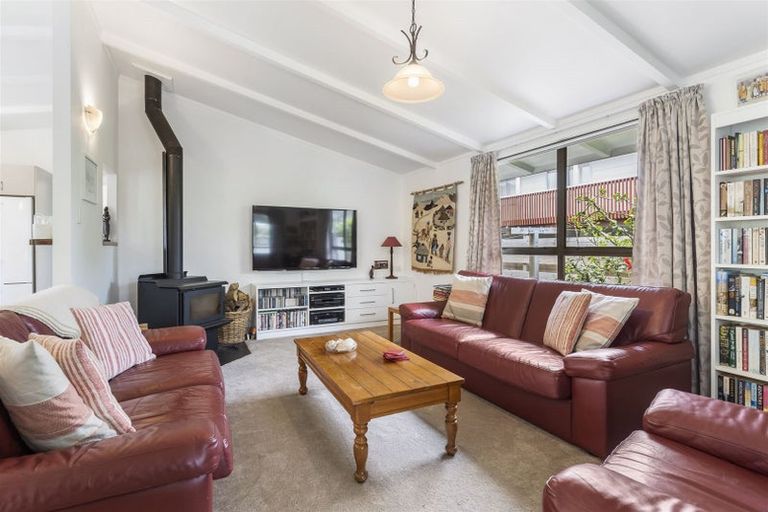 Photo of property in 218 Patuwai Drive, Whangamata, 3620