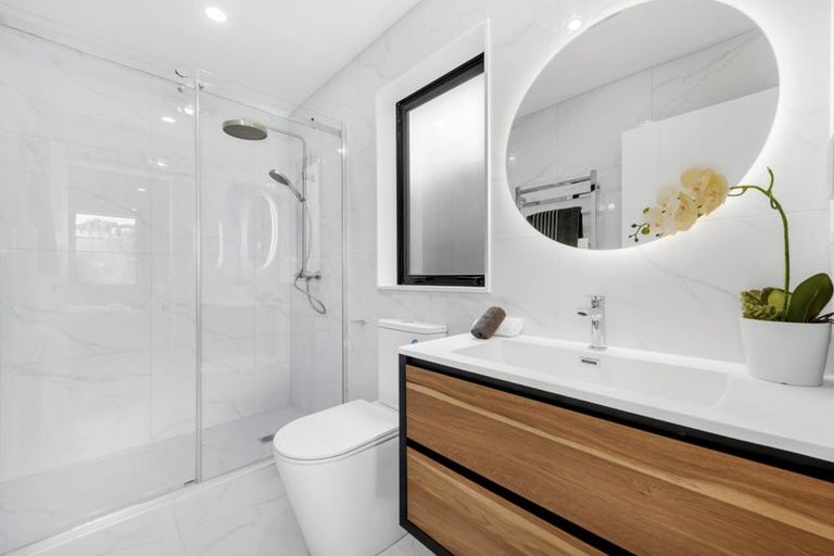 Photo of property in 3 Ripa Street, Flat Bush, Auckland, 2019