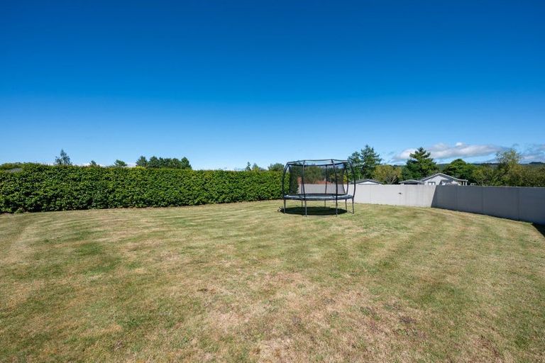 Photo of property in 1 Antonia Place, Kinloch, Taupo, 3377
