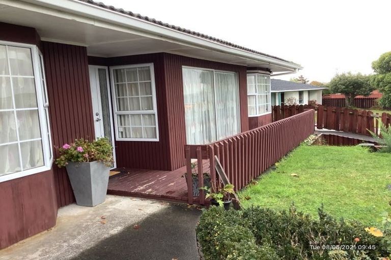 Photo of property in 40 Priestley Drive, Bucklands Beach, Auckland, 2014