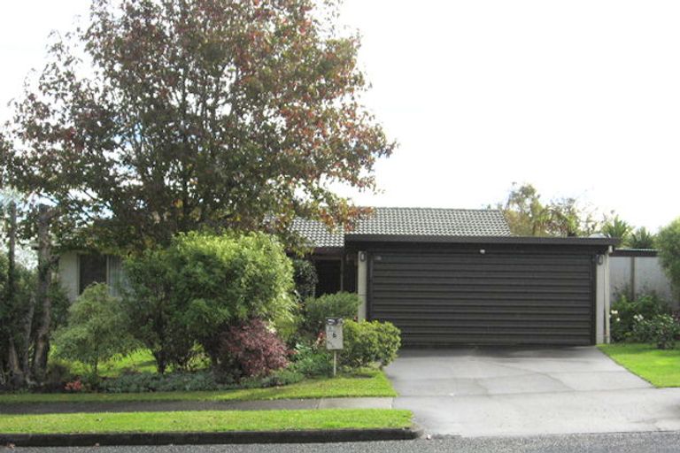 Photo of property in 6 Cromdale Avenue, Highland Park, Auckland, 2010