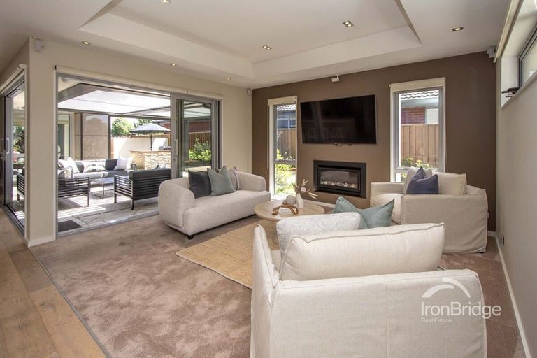 Photo of property in 36 Westpark Drive, Burnside, Christchurch, 8053