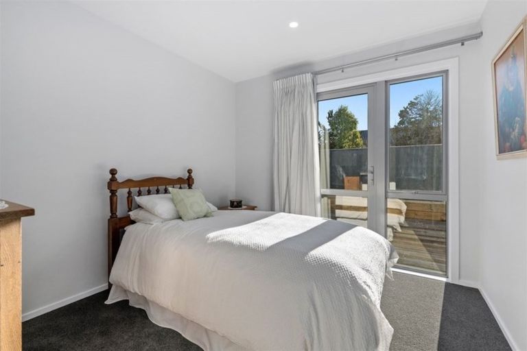 Photo of property in 1/64 Hewitts Road, Merivale, Christchurch, 8014