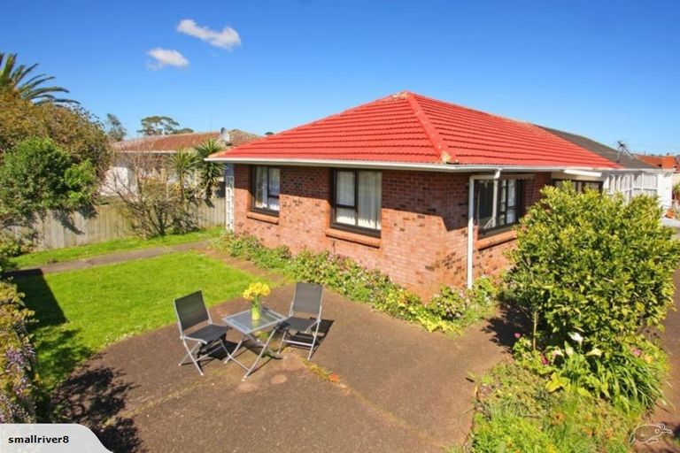 Photo of property in 1/13 Ti Rakau Drive, Pakuranga, Auckland, 2010