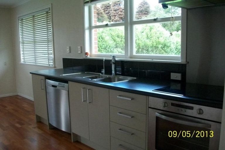 Photo of property in 45 Sherwood Avenue, Te Atatu South, Auckland, 0610