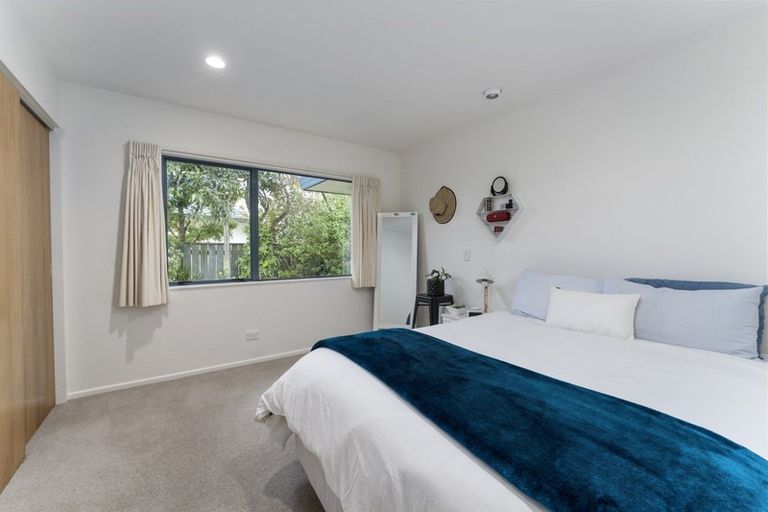 Photo of property in 8 Leigh Place, Paraparaumu Beach, Paraparaumu, 5032