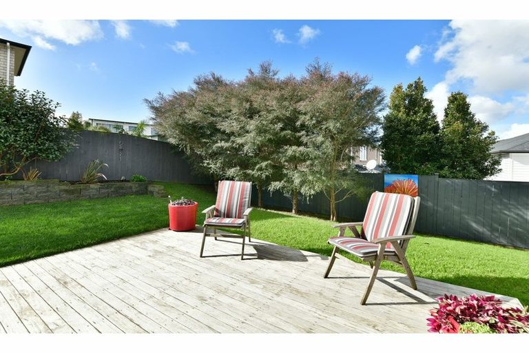 Photo of property in 13 Harvest Avenue, Orewa, 0931