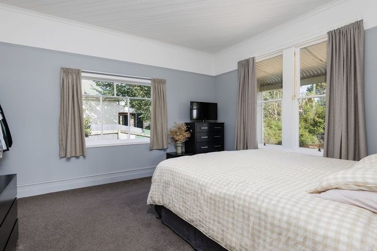 Photo of property in 5 Exeter Street, Waimate, 7924