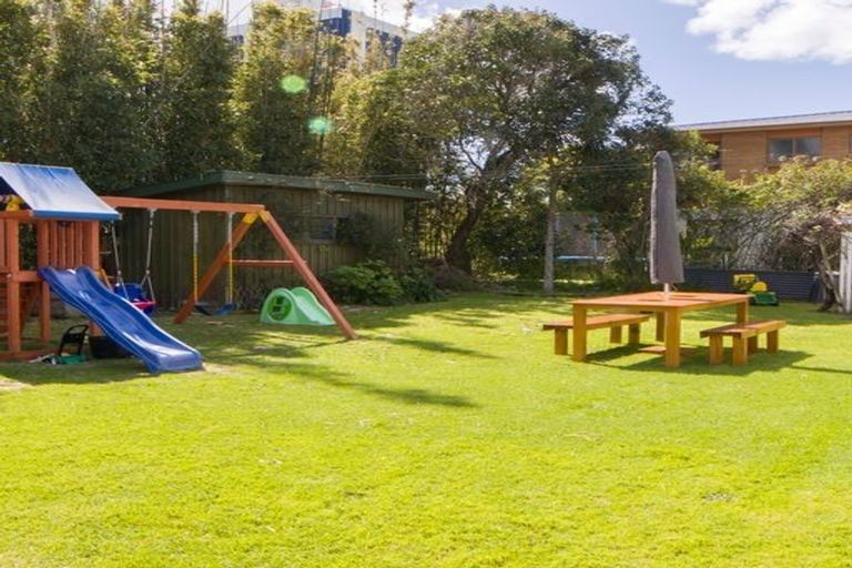 Photo of property in 23 Bracken Avenue, Takapuna, Auckland, 0622