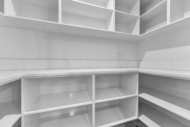 Photo of property in 8 Viv Green Place, Pokeno, 2402