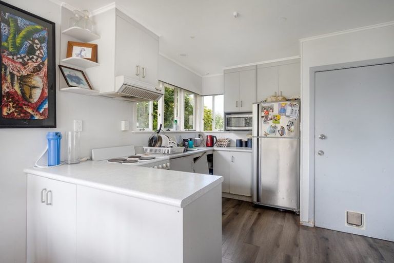 Photo of property in 81 Ennis Avenue, Pakuranga Heights, Auckland, 2010