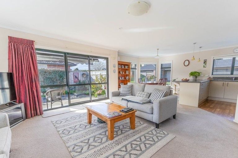 Photo of property in 36 Purnell Street, College Estate, Whanganui, 4500