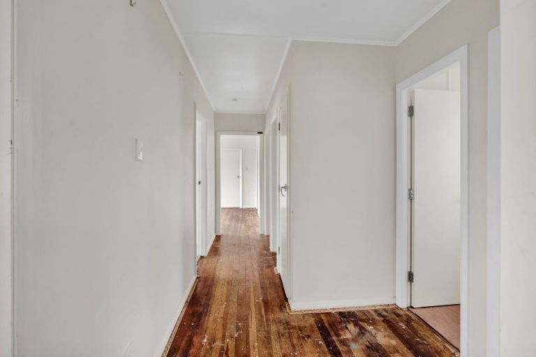 Photo of property in 61 Parsons Street, Frankleigh Park, New Plymouth, 4310