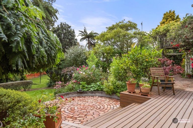 Photo of property in 131 Kings Crescent, Hutt Central, Lower Hutt, 5010