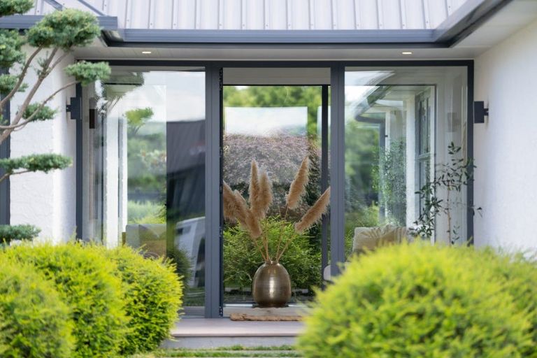 Photo of property in 25 Mike Smith Drive, Cambridge, 3434