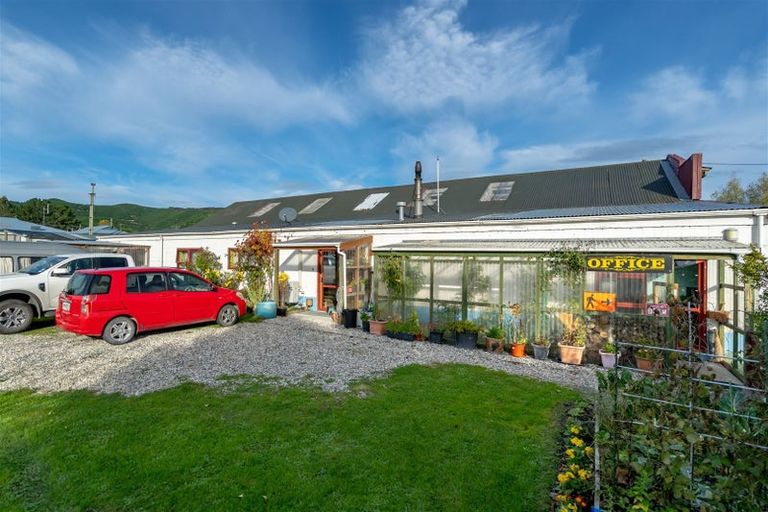 Photo of property in 20 Water Street, Kaitangata, 9210