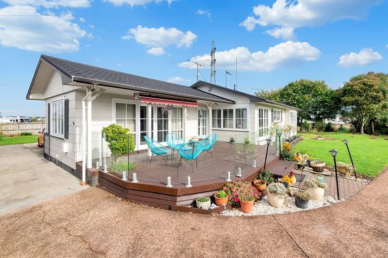 Photo of property in 32 Barnhill Crescent, Pahurehure, Papakura, 2113