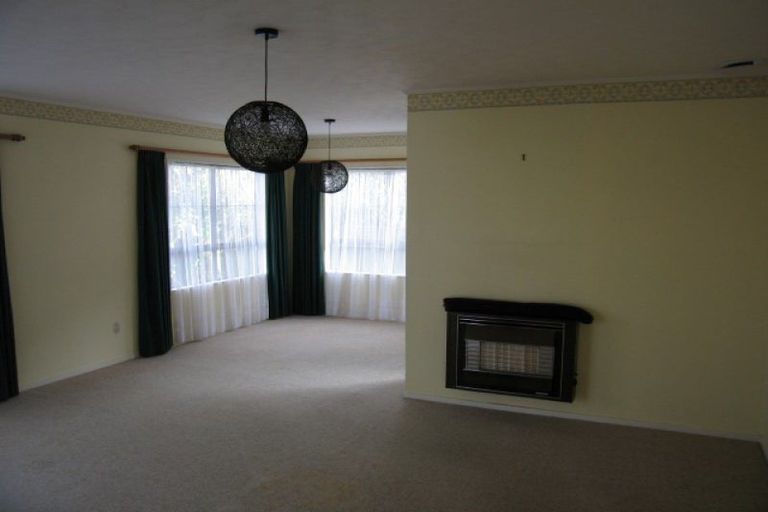 Photo of property in 64 Pencarrow Street, Highbury, Palmerston North, 4412