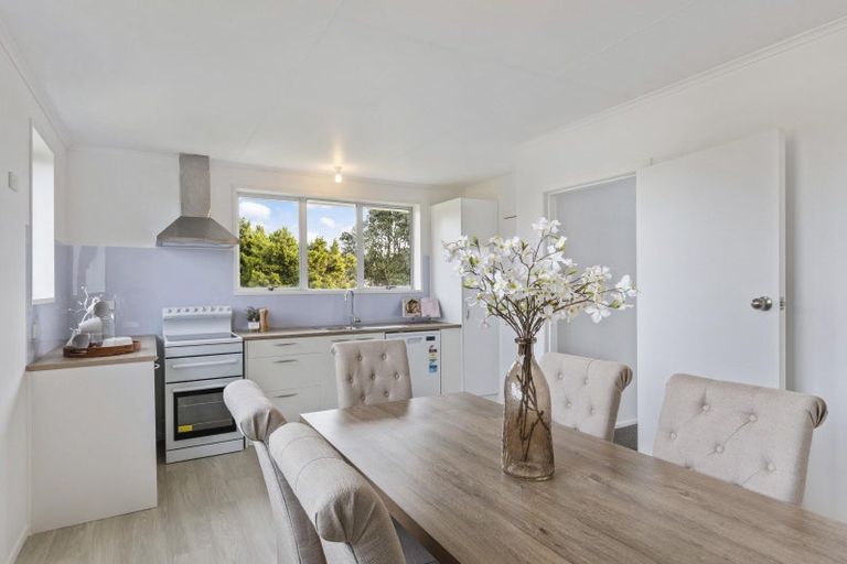 Photo of property in 19 Rangitake Drive, Spotswood, New Plymouth, 4310