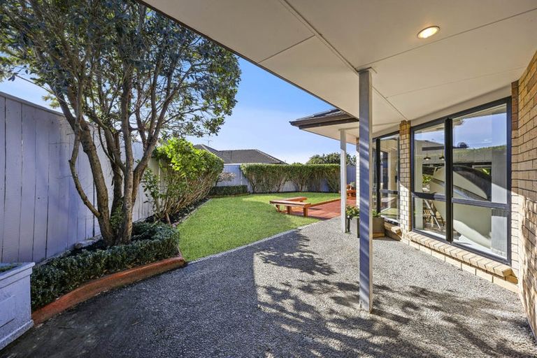 Photo of property in 4 Shankill Place, East Tamaki, Auckland, 2013