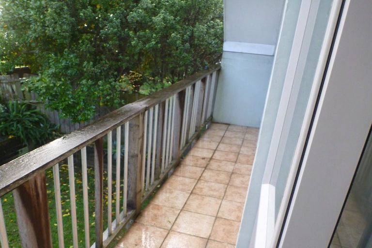 Photo of property in 6e Panama Road, Mount Wellington, Auckland, 1062