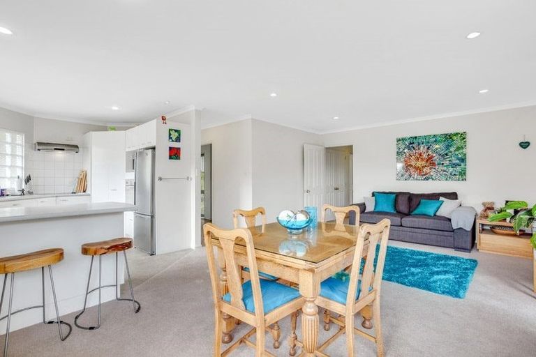 Photo of property in 3 Princess Maria Place, Massey, Auckland, 0614
