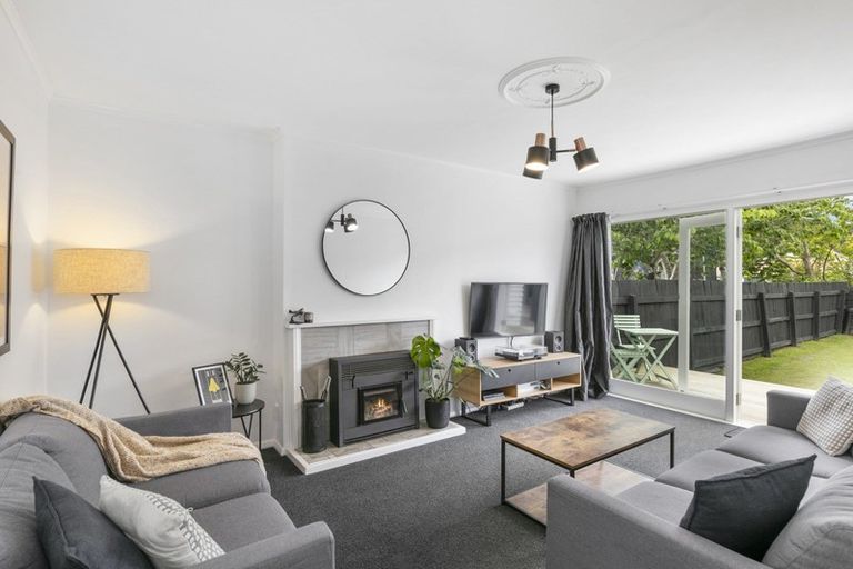 Photo of property in 8 Dempsey Street, Naenae, Lower Hutt, 5011