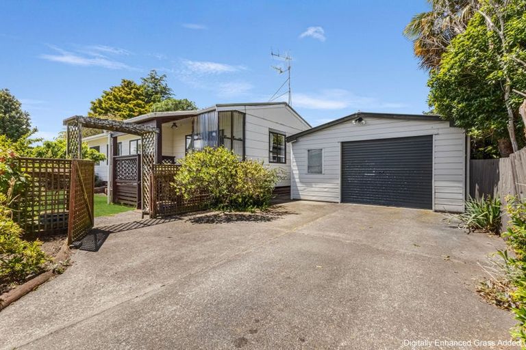 Photo of property in 2 Hodge Place, Aramoho, Whanganui, 4500