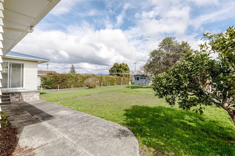 Photo of property in 15 Chorley Avenue, Massey, Auckland, 0614