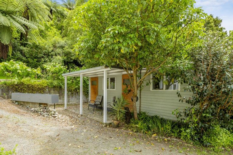 Photo of property in 33 Belvue Bay Road, Havelock, Picton, 7281