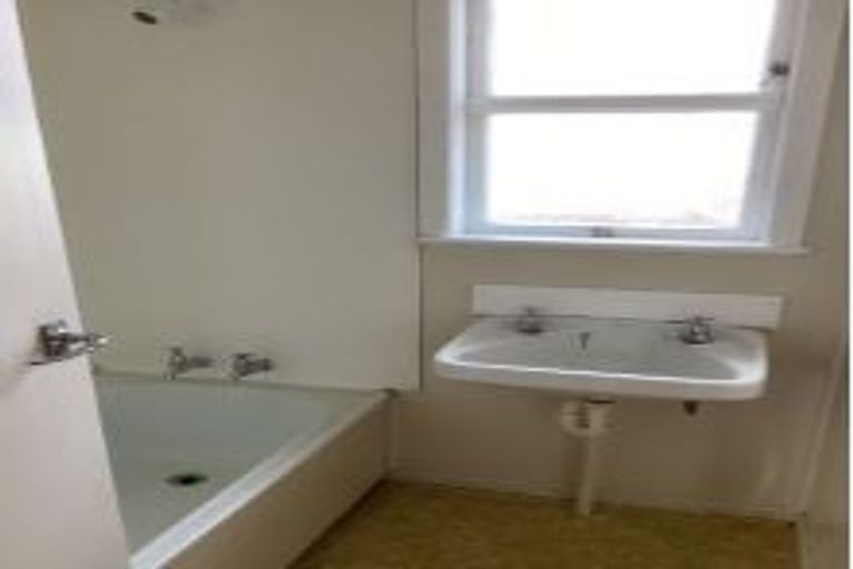 Photo of property in 15 Raukura Street, Turangi, 3334