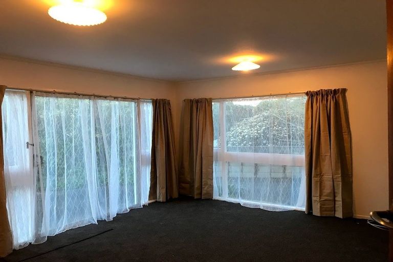 Photo of property in 36 Mcdowell Crescent, Hillcrest, Auckland, 0627