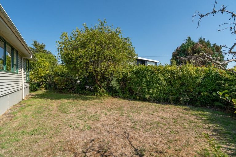 Photo of property in 32 Rainbow Drive, Rainbow Point, Taupo, 3330