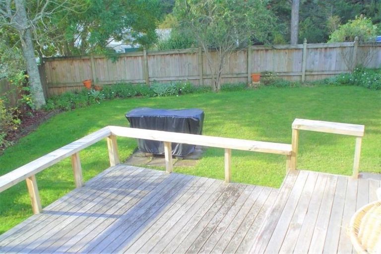 Photo of property in 151 Eskdale Road, Birkdale, Auckland, 0626