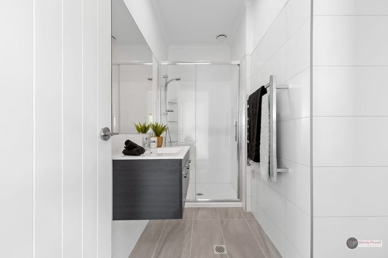 Photo of property in 2/51 Kings Crescent, Hutt Central, Lower Hutt, 5010