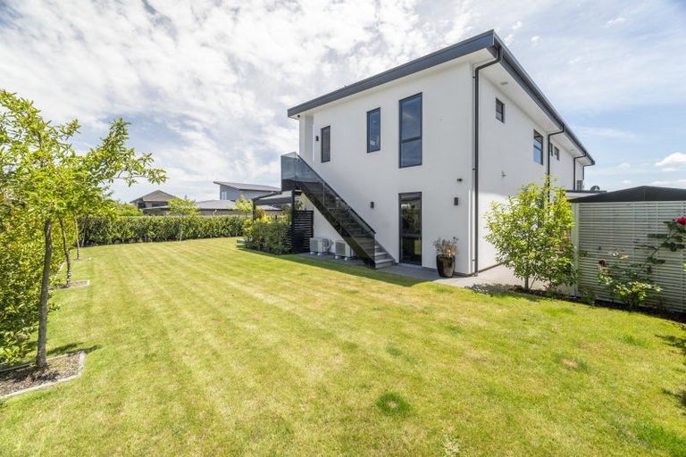 Photo of property in 16 Loloma Way, Wharewaka, Taupo, 3330