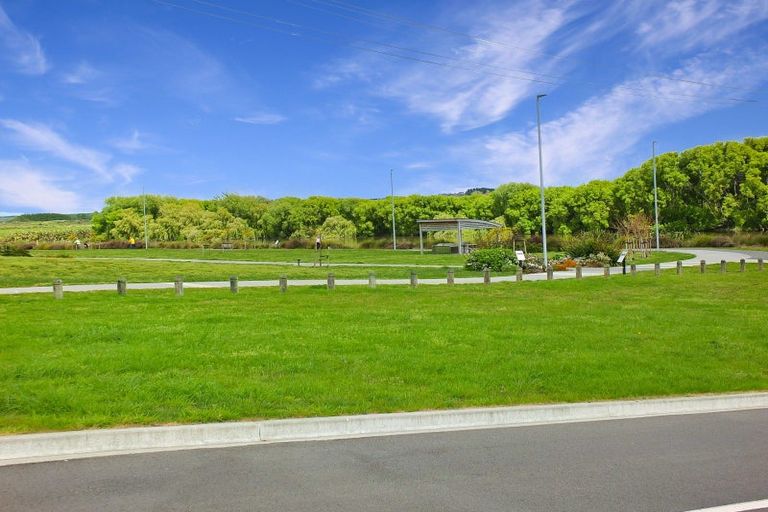 Photo of property in 14 Clyde Street, Foxton, 4814