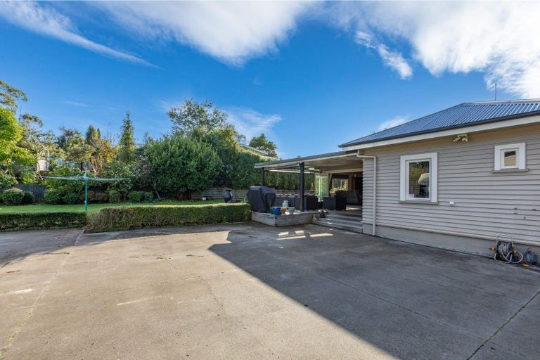 Photo of property in 16 Abbotsford Road, Waipawa, 4210