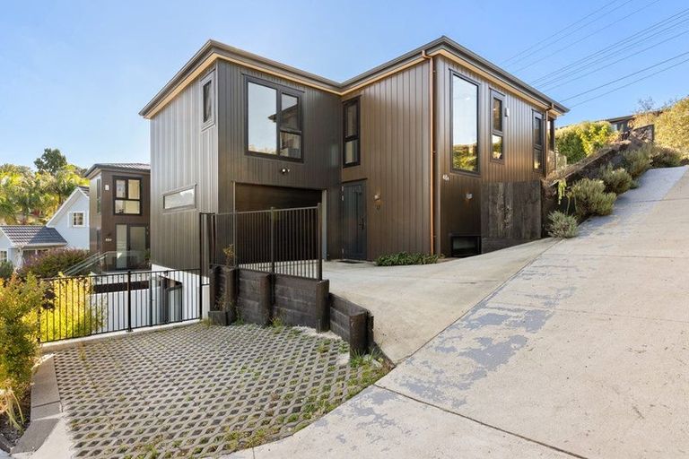 Photo of property in 48a Peter Terrace, Castor Bay, Auckland, 0620