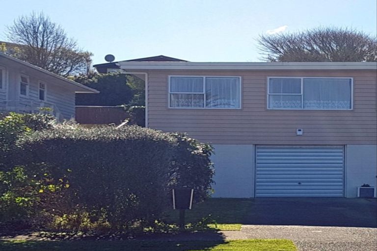Photo of property in 10b Enfield Street, Wainuiomata, Lower Hutt, 5014