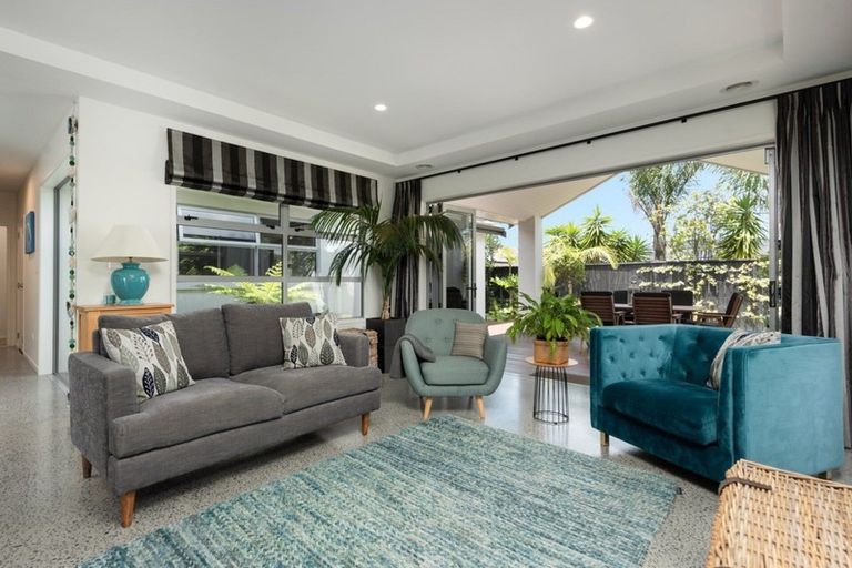 Photo of property in 37 Oceania Sands Way, Papamoa Beach, Papamoa, 3118