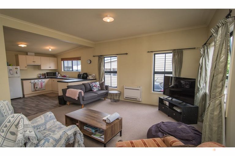 Photo of property in 49a-b James Street, Kensington, Timaru, 7910