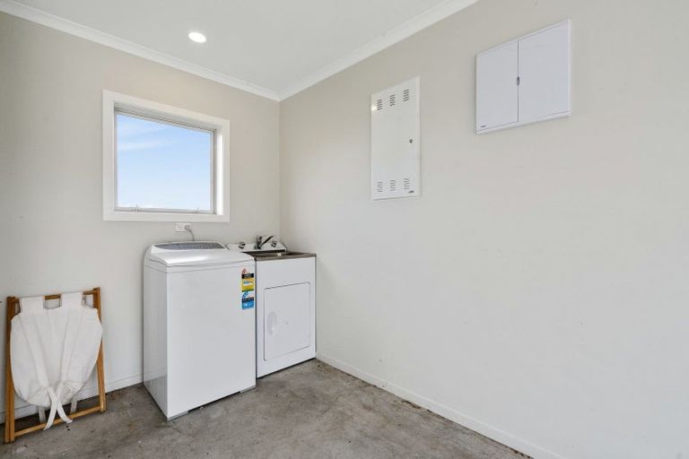 Photo of property in 5 Te Ariki Drive, Waitarere, Levin, 5510