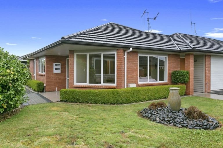 Photo of property in 13 Walter Court, Cambridge, 3434