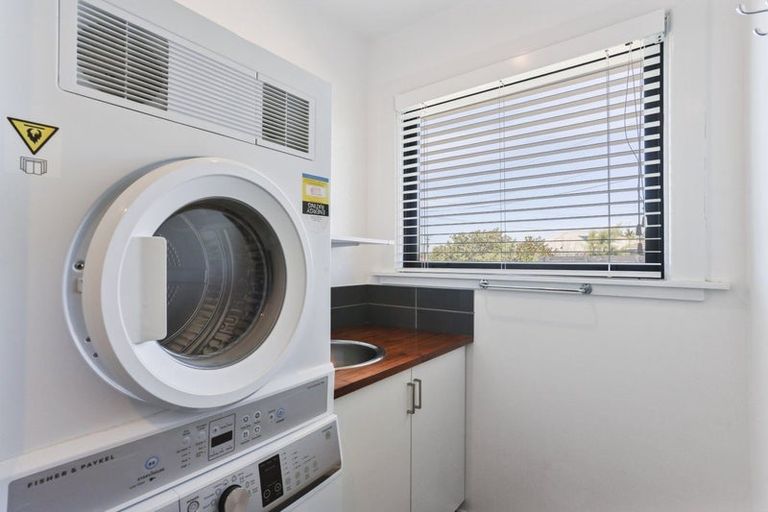 Photo of property in 17 Colac Street, Avondale, Christchurch, 8061