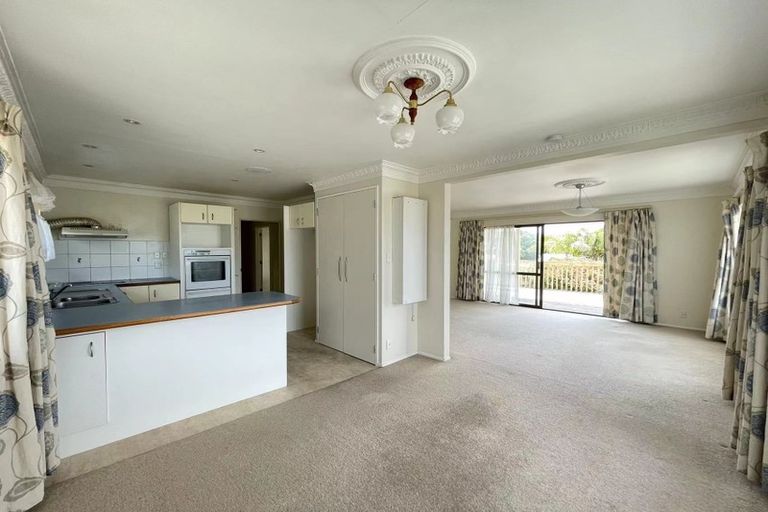 Photo of property in 94 Langana Avenue, Browns Bay, Auckland, 0630